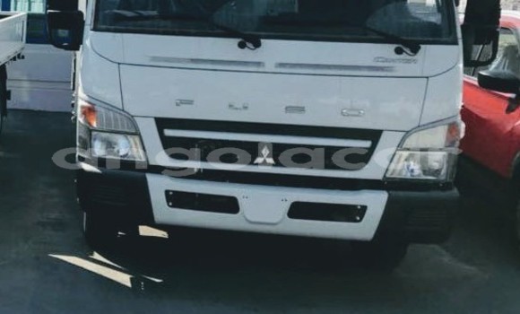 Comprar Usado Mitsubishi Lancer Branco Carro em N'zeto em Zaire Comprar Usado Mitsubishi Lancer Branco Carro em N'zeto em Zaire