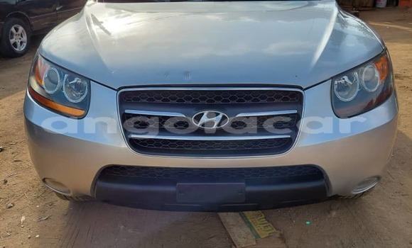 Comprar Usado Hyundai Santa Fe Branco Carro em N'zeto em Zaire Comprar Usado Hyundai Santa Fe Branco Carro em N'zeto em Zaire