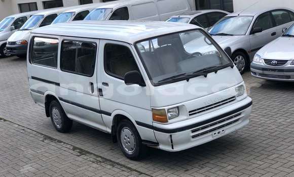 Buy Used Toyota Commuter Other Car in N'zeto in Zaire Buy Used Toyota Commuter Other Car in N'zeto in Zaire