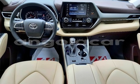 Comprar Usado Toyota Highlander Branco Carro em N'zeto em Zaire Comprar Usado Toyota Highlander Branco Carro em N'zeto em Zaire