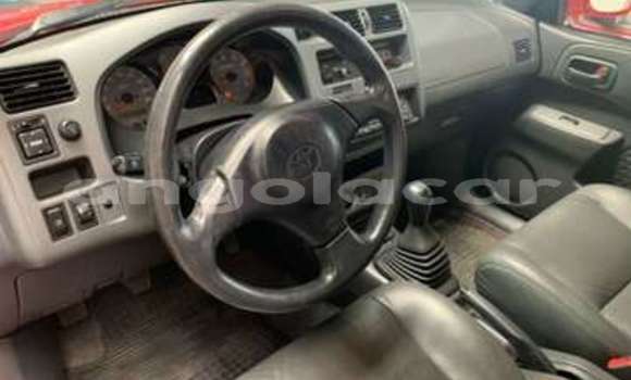 Comprar Usado Toyota RAV4 Vermelho Carro em Benguela em Benguela Comprar Usado Toyota RAV4 Vermelho Carro em Benguela em Benguela