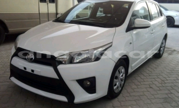 Acheter Occasion Voiture Toyota Yaris Blanc à Luanda, Province de Luanda Acheter Occasion Voiture Toyota Yaris Blanc à Luanda, Province de Luanda
