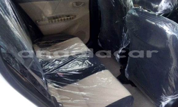 Comprar Usado Toyota Yaris Branco Carro em Luanda em Luanda Province Comprar Usado Toyota Yaris Branco Carro em Luanda em Luanda Province
