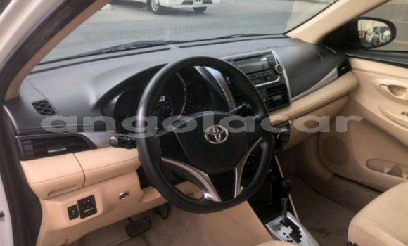 Comprar Usado Toyota Yaris Branco Carro em Luanda em Luanda Province Comprar Usado Toyota Yaris Branco Carro em Luanda em Luanda Province
