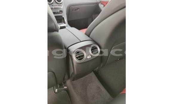 Acheter Import Voiture Mercedes-Benz 190 Noir à Import - Dubai, Province de Bengo