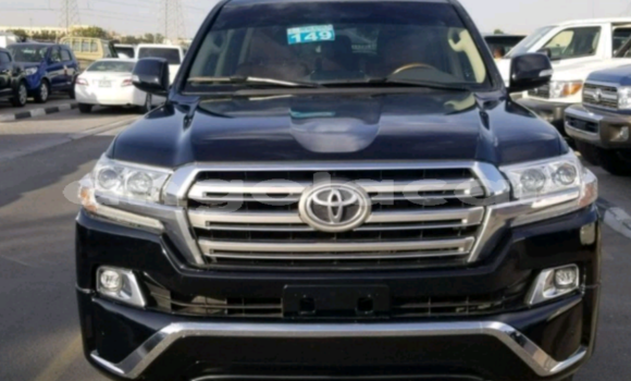 Comprar Usado Toyota Land Cruiser Preto Carro em Luanda em Luanda Province