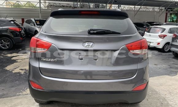 Comprar Usado Hyundai Tucson Preto Carro em N'zeto em Zaire Comprar Usado Hyundai Tucson Preto Carro em N'zeto em Zaire