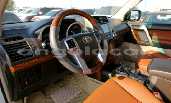 Buy Used Toyota Prado White Car in Luanda in Luanda Province Buy Used Toyota Prado White Car in Luanda in Luanda Province