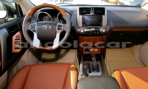 Buy Used Toyota Prado White Car in Luanda in Luanda Province Buy Used Toyota Prado White Car in Luanda in Luanda Province