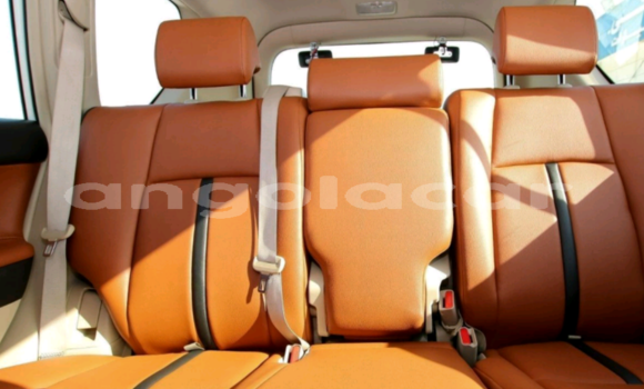 Buy Used Toyota Prado White Car in Luanda in Luanda Province Buy Used Toyota Prado White Car in Luanda in Luanda Province