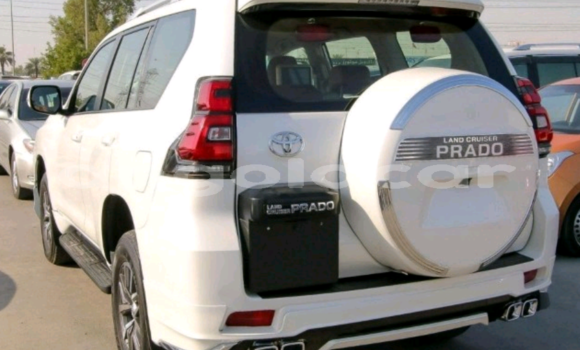 Buy Used Toyota Prado White Car in Luanda in Luanda Province Buy Used Toyota Prado White Car in Luanda in Luanda Province