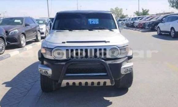 Comprar Novo Toyota FJ Cruiser Outro Carro em Caxito em Bengo Comprar Novo Toyota FJ Cruiser Outro Carro em Caxito em Bengo