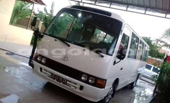 Acheter Neuf Voiture Toyota Coaster Blanc à Caxito, Bengo Acheter Neuf Voiture Toyota Coaster Blanc à Caxito, Bengo
