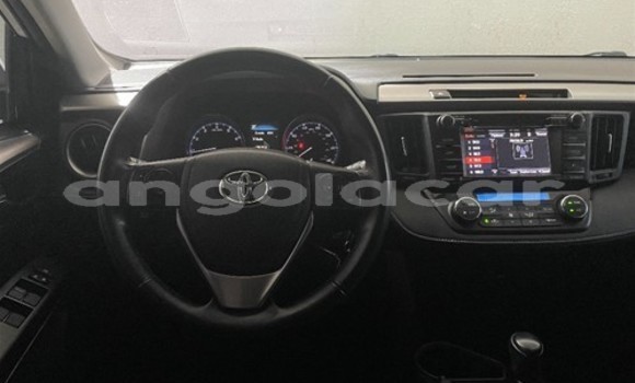 Acheter Occasion Voiture Toyota RAV4 Blanc à Lobito, Benguela Acheter Occasion Voiture Toyota RAV4 Blanc à Lobito, Benguela