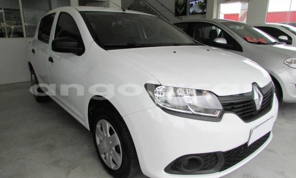 Buy Used Renault Sandero White Car in N'zeto in Zaire Buy Used Renault Sandero White Car in N'zeto in Zaire