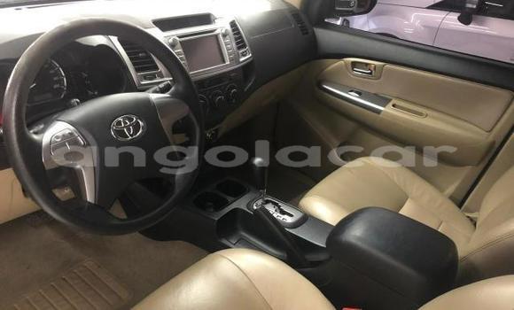 Comprar Usado Toyota Fortuner Branco Carro em Benguela em Benguela Comprar Usado Toyota Fortuner Branco Carro em Benguela em Benguela