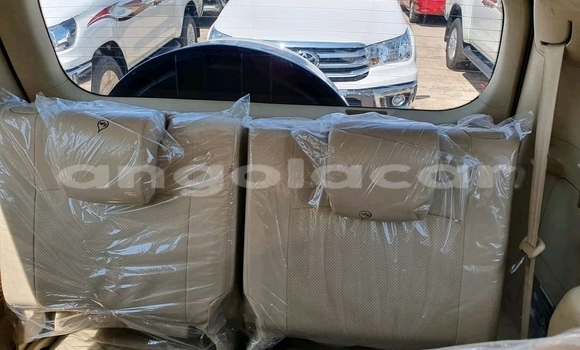 Buy Used Toyota Prado White Car in N'zeto in Zaire Buy Used Toyota Prado White Car in N'zeto in Zaire