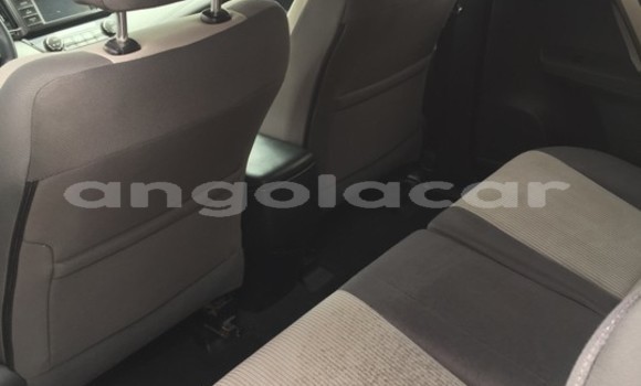 Comprar Usado Toyota RAV4 Outro Carro em N'zeto em Zaire Comprar Usado Toyota RAV4 Outro Carro em N'zeto em Zaire
