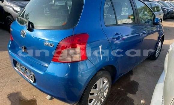 Comprar Usado Toyota Yaris Azul Carro em N'zeto em Zaire Comprar Usado Toyota Yaris Azul Carro em N'zeto em Zaire