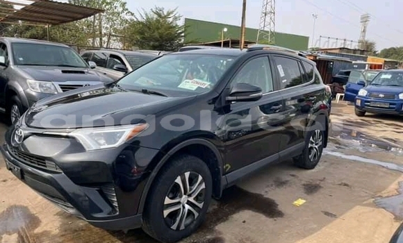 Comprar Usado Toyota RAV4 Preto Carro em N'zeto em Zaire