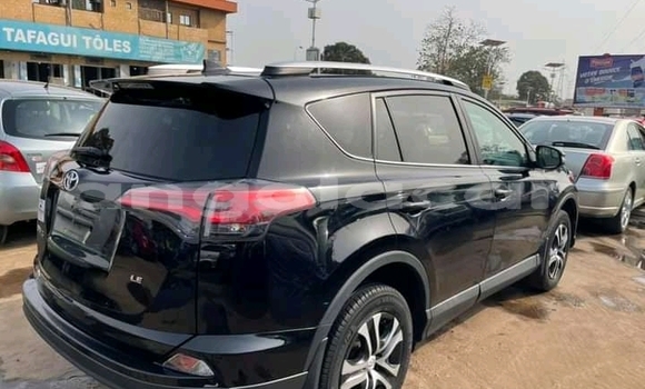 Buy Used Toyota RAV4 Black Car in N'zeto in Zaire Buy Used Toyota RAV4 Black Car in N'zeto in Zaire