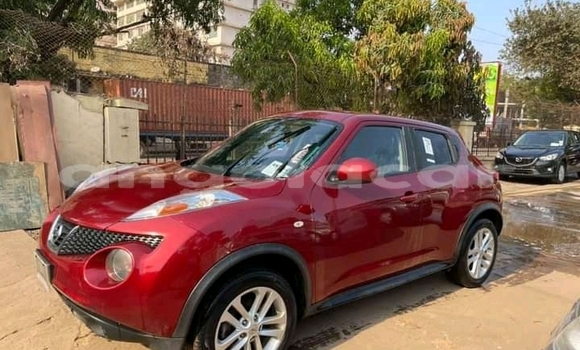 Comprar Usado Nissan Juke Vermelho Carro em N'zeto em Zaire Comprar Usado Nissan Juke Vermelho Carro em N'zeto em Zaire