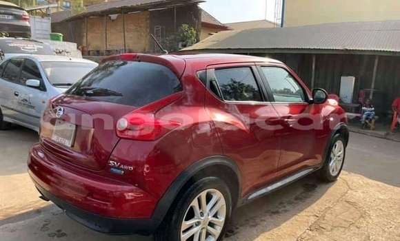 Comprar Usado Nissan Juke Vermelho Carro em N'zeto em Zaire Comprar Usado Nissan Juke Vermelho Carro em N'zeto em Zaire