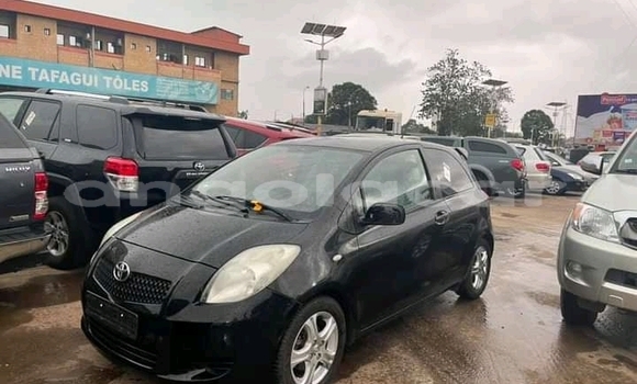 Comprar Usado Toyota Yaris Preto Carro em N'zeto em Zaire Comprar Usado Toyota Yaris Preto Carro em N'zeto em Zaire