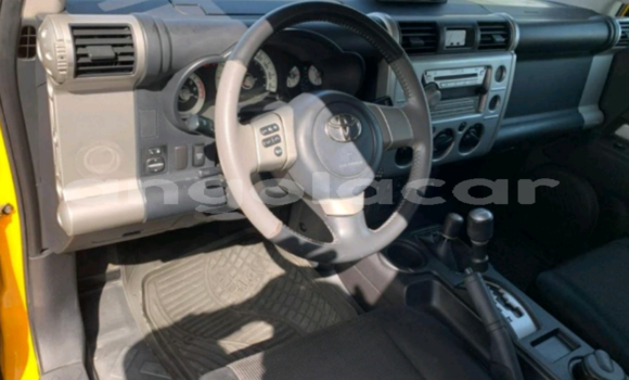 Comprar Usado Toyota FJ Cruiser Outro Carro em Luanda em Luanda Province Comprar Usado Toyota FJ Cruiser Outro Carro em Luanda em Luanda Province