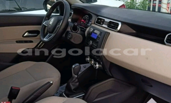 Buy Used Renault Duster White Car in Luanda in Luanda Province Buy Used Renault Duster White Car in Luanda in Luanda Province