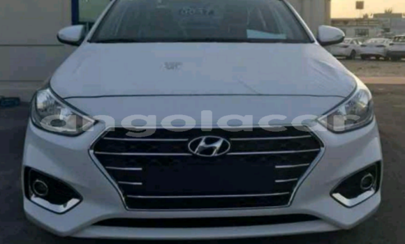 Buy Used Hyundai Accent White Car in Luanda in Luanda Province Buy Used Hyundai Accent White Car in Luanda in Luanda Province