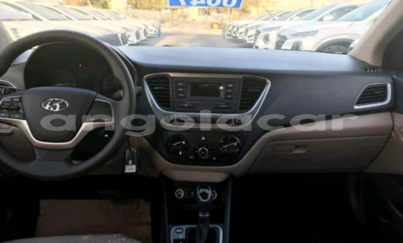 Buy Used Hyundai Accent White Car in Luanda in Luanda Province Buy Used Hyundai Accent White Car in Luanda in Luanda Province