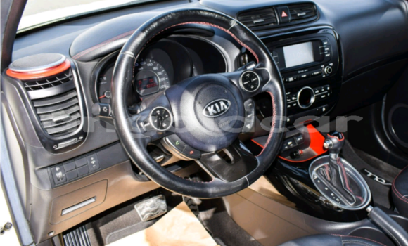 Comprar Usado Kia Soul Branco Carro em Luanda em Luanda Province Comprar Usado Kia Soul Branco Carro em Luanda em Luanda Province