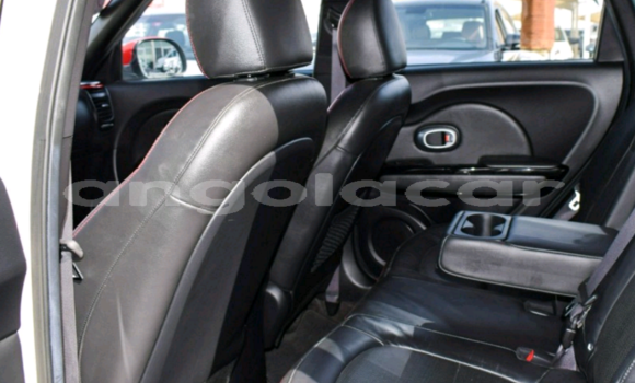 Comprar Usado Kia Soul Branco Carro em Luanda em Luanda Province Comprar Usado Kia Soul Branco Carro em Luanda em Luanda Province