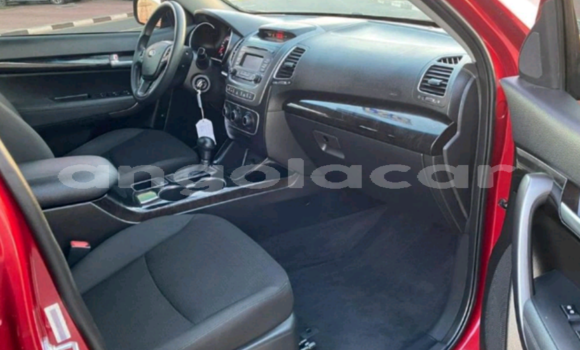 Acheter Occasion Voiture Kia Sorento Rouge à Luanda, Province de Luanda Acheter Occasion Voiture Kia Sorento Rouge à Luanda, Province de Luanda