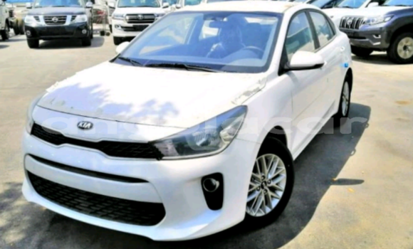 Comprar Usado Kia rio Branco Carro em Luanda em Luanda Province Comprar Usado Kia rio Branco Carro em Luanda em Luanda Province