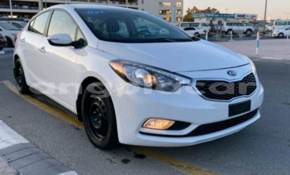 Acheter Occasion Voiture Kia Forte Blanc à Luanda, Province de Luanda Acheter Occasion Voiture Kia Forte Blanc à Luanda, Province de Luanda
