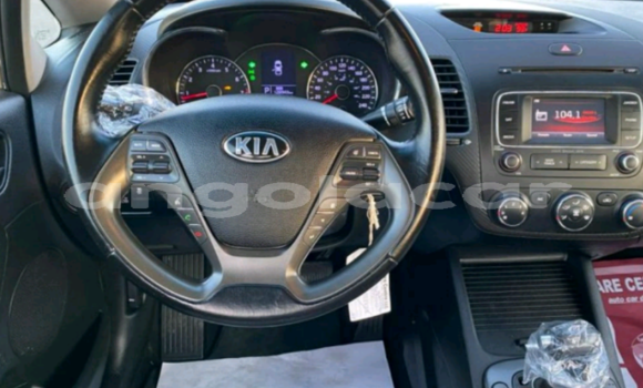 Buy Used Kia Forte White Car in Luanda in Luanda Province Buy Used Kia Forte White Car in Luanda in Luanda Province