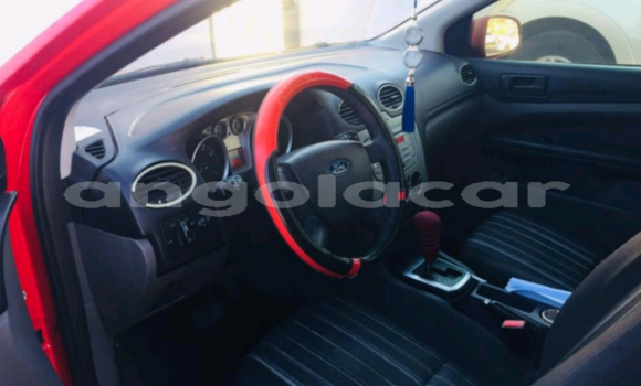 Comprar Usado Ford S-MAX Vermelho Carro em Luanda em Luanda Province Comprar Usado Ford S-MAX Vermelho Carro em Luanda em Luanda Province