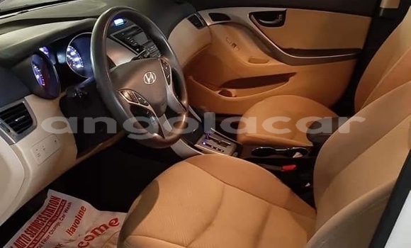 Buy Used Hyundai Elantra White Car in Namibe in Namibe Province Buy Used Hyundai Elantra White Car in Namibe in Namibe Province