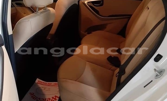 Buy Used Hyundai Elantra White Car in Namibe in Namibe Province Buy Used Hyundai Elantra White Car in Namibe in Namibe Province