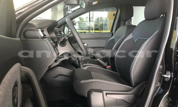 Buy Used Renault Duster Green Car in Luanda in Luanda Province Buy Used Renault Duster Green Car in Luanda in Luanda Province