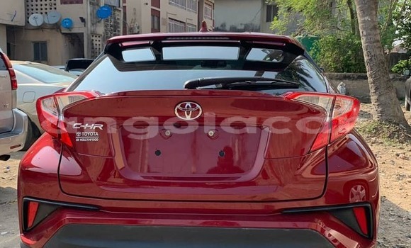 Acheter Occasion Voiture Toyota C-HR Rouge à Luena, Moxico Acheter Occasion Voiture Toyota C-HR Rouge à Luena, Moxico