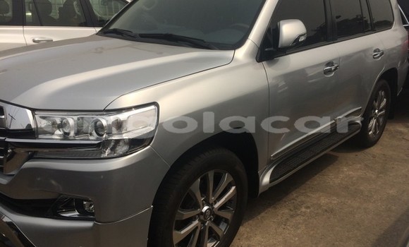 Comprar Usado Toyota Land Cruiser Prata Carro em Luena em Moxico