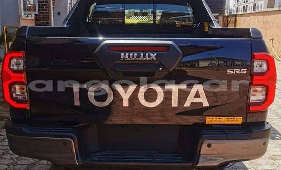 Comprar Novo Toyota Hilux Preto Carro em Luena em Moxico Comprar Novo Toyota Hilux Preto Carro em Luena em Moxico