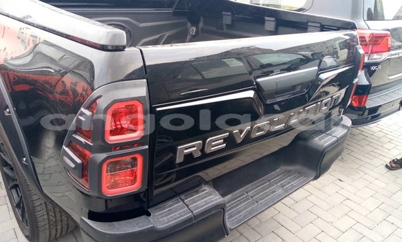 Acheter Occasion Voiture Toyota Hiluxe Revo Noir à Luena, Moxico Acheter Occasion Voiture Toyota Hiluxe Revo Noir à Luena, Moxico