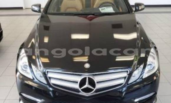 Comprar Novo Mercedes-Benz E–Class Preto Carro em Luanda em Luanda Province