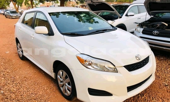 Buy Used Toyota Matrix White Car in Malanje in Malanje Province Buy Used Toyota Matrix White Car in Malanje in Malanje Province