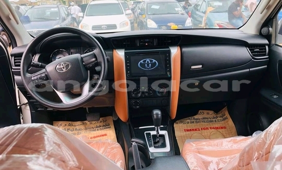 Comprar Usado Toyota Fortuner Branco Carro em Malanje em Malanje Province Comprar Usado Toyota Fortuner Branco Carro em Malanje em Malanje Province