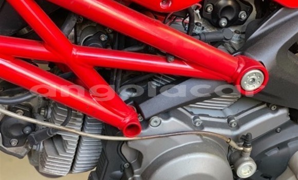 Comprar Usado Ducati Monster Vermelho Moto em Luanda em Luanda Province Comprar Usado Ducati Monster Vermelho Moto em Luanda em Luanda Province
